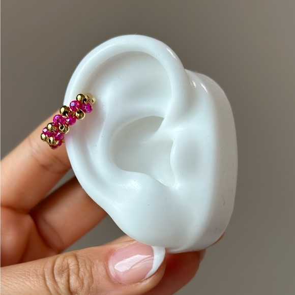 Gold-filled pink floreal ear cuff - Picture 3 of 3